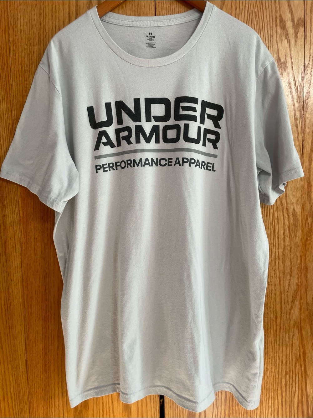 Under Armour Light Gray Short Sleeve Performance Tee with Black Graphic
